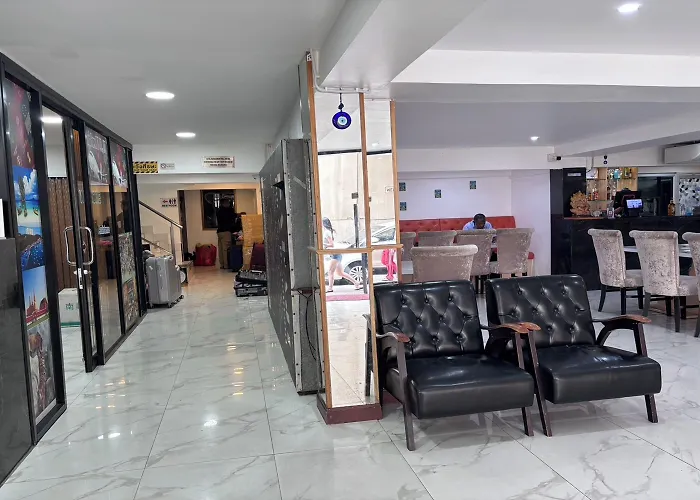 Papa Ji And Restaurant 게스트하우스