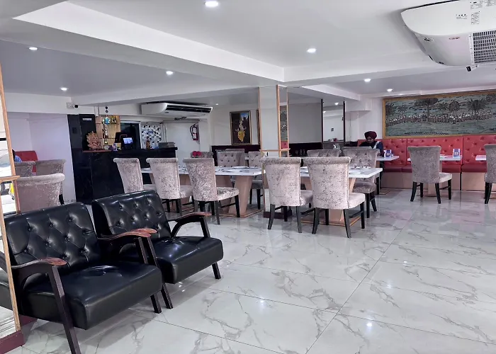 게스트하우스 Papa Ji And Restaurant 방콕